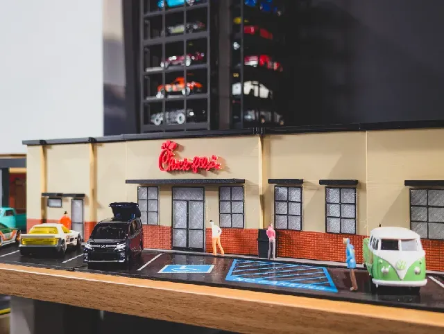 Chick-fil-A Model Set - 1:64 Scale Diorama — Фото 4 из 16