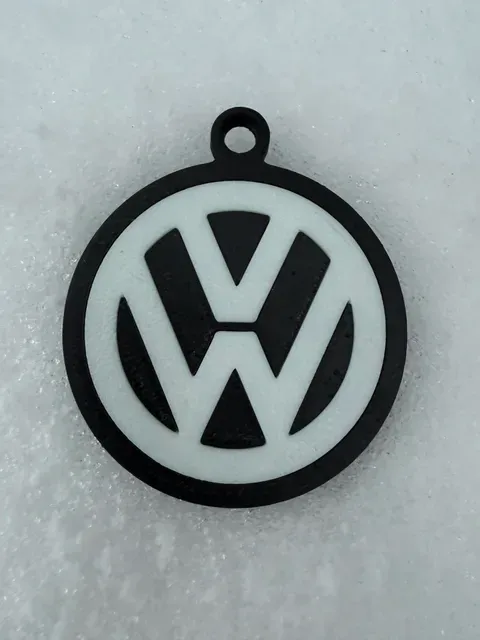VW volkswagen logo on key, key ring
