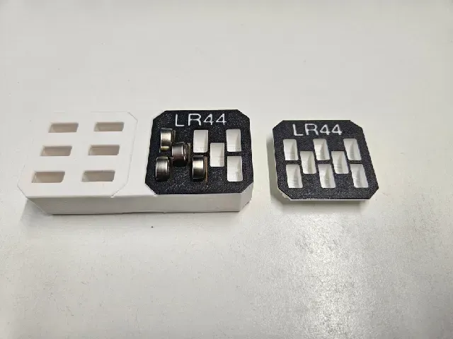 1x1 CU - LR44 - Multibin Top