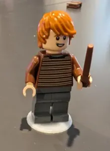 LEGO Minifig stand