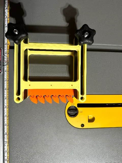 Stackable Featherboard with Replaceable Heads (Optimized for 5/16" and Dewalt Table Saw 7491) — Image 2 of 8
