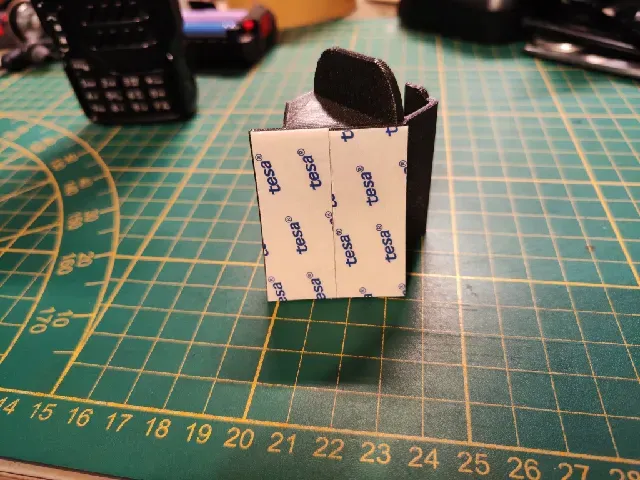 Quansheng UV K5 / K6/ K8/ Plus car mount angled — Image 5 of 6