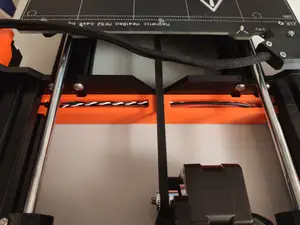 Leitungsführung hinten für Kabel der PSU + Motor Z-Achse rechts - cable management backside for PSU + motor Z-axis right