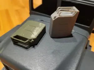 Gas Canister 1:16 scale