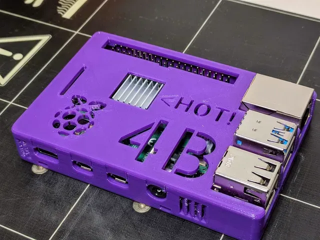 Raspberry Pi 4 B Low Profile Case (Zip Tie Mountable)