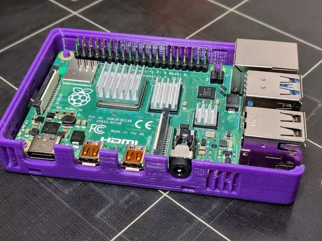Raspberry Pi 4 B Low Profile Case (Zip Tie Mountable) — Фото 2 из 8