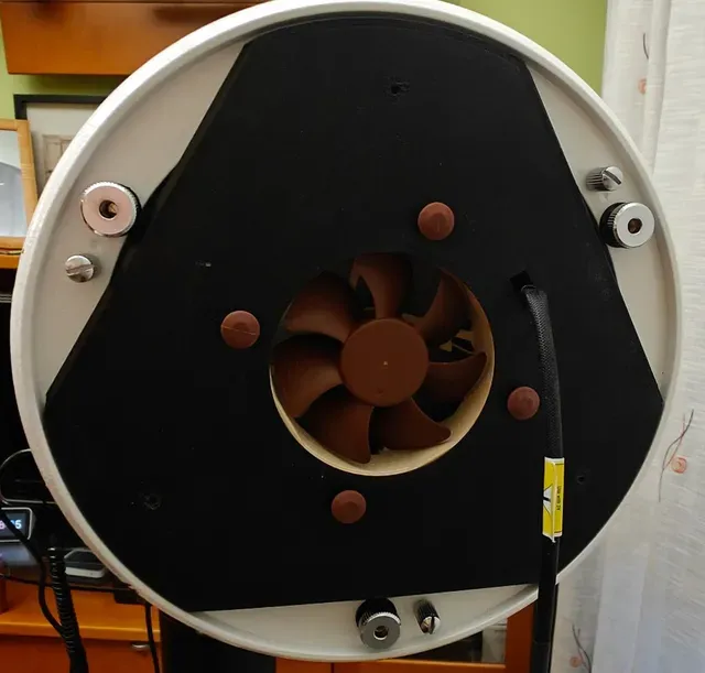 Skywatcher 200PDS Stand, fan and rear cover — Image 4 of 9