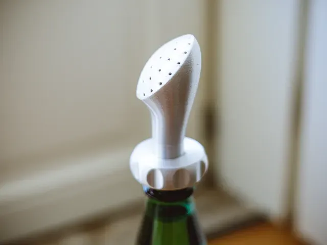 PET Bottle Watering Spout Cap (Narrow and Wide) — Фото 3 из 4