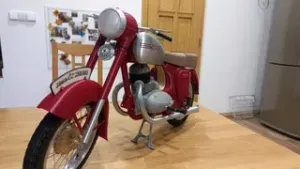 Project JAWA-ČZ KÝVAČKA 250/353.02 - PART No.8 - Front mudguard + seat
