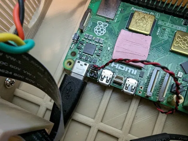Raspberry Pi 5 case - Retro tower desktop — Image 5 of 16
