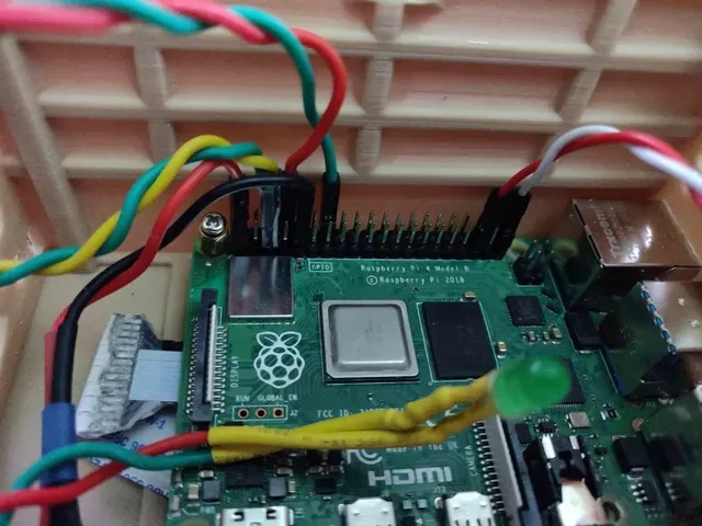 Raspberry Pi 4 case - Retro tower desktop — Фото 12 из 25