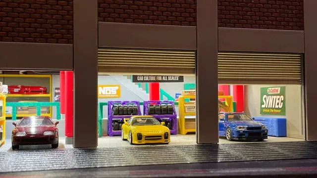 Fast & Furious Tokyo Drift Han's Garage (For Hot Wheels & 1/64 Scale Cars) — Image 7 of 21
