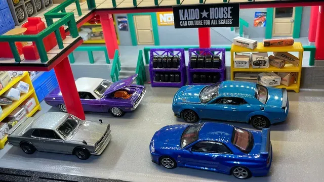 Fast & Furious Tokyo Drift Han's Garage (For Hot Wheels & 1/64 Scale Cars) — Image 9 of 21