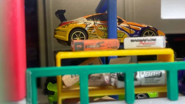 Fast & Furious Tokyo Drift Han's Garage (For Hot Wheels & 1/64 Scale Cars) — Image 20 of 21