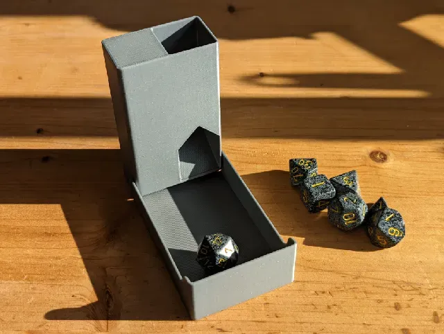 Portable dice tower and storage (print in place) — Фото 3 из 10