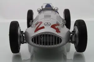 Mercedes-Benz W165 #24