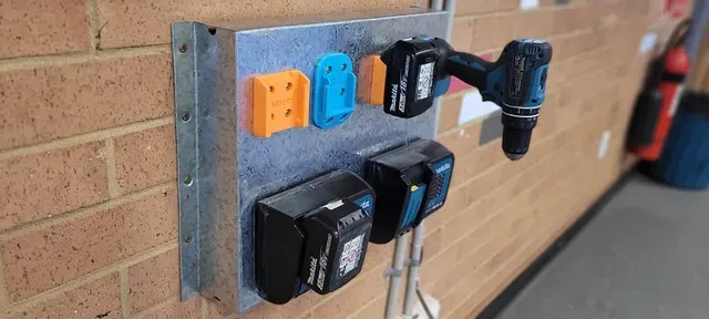 Makita 18V Battery & Drill Heavy Duty Mounts/Holders — Фото 5 из 7