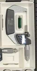 Mitutoyo 293-332-30 2-3" Digital Micrometer Gridfinity Bin