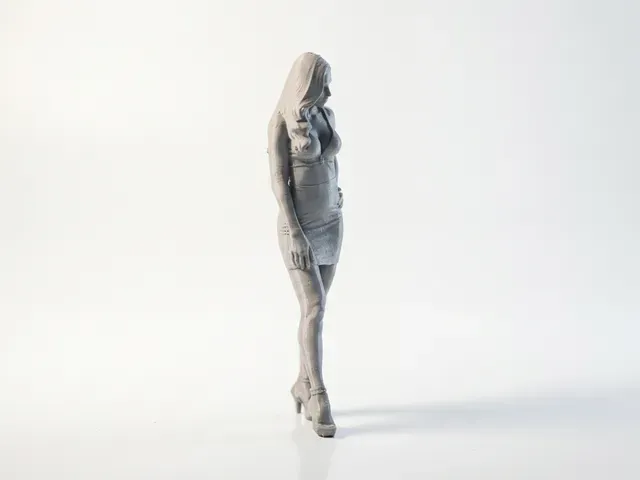 Elegant Woman Figure Female Statue 3D Printable — Фото 4 из 5