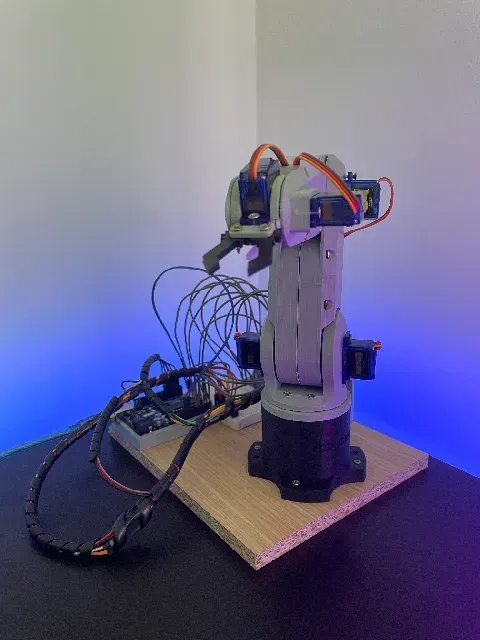 ROBOTIC ARM, 5-AXIS ROBOTIC ARM, ARDUINO — Image 9 of 17