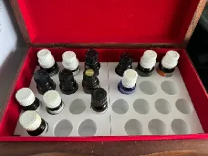 Essential Oil Holder - Parametric OpenSCAD