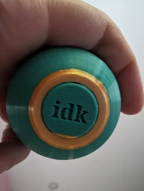 Amazing Fortune-Telling Fidget - Quick, Magic 8 Ball inspired fidget, print in place, desk toy, fidget, no supports — Image 3 of 6