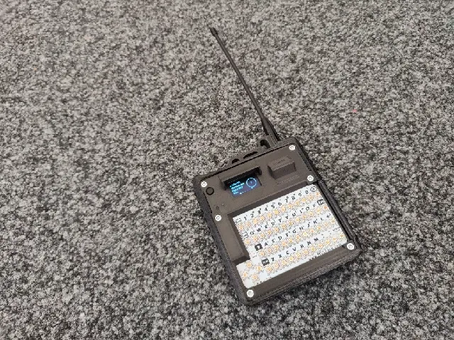 Meshtastic HeltecV3 Hel-Txt 18650 "RUGGED"