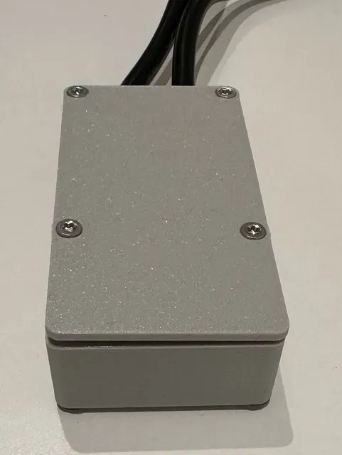 Shelly plus 1 Enclosure with Switch — Фото 3 из 10
