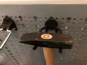 Küpper Euro Pegboard Hammer Holder