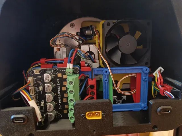 Shed case - the ugliest case you can imagine for hoverboard motor direct drive steering wheel (FFBeast, OpenFFBoard) — Image 9 of 13