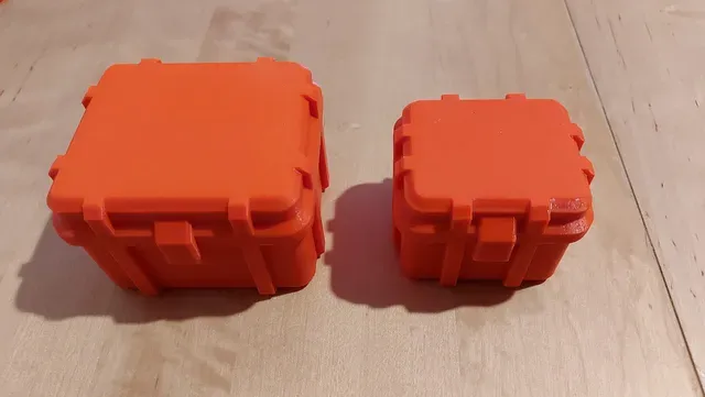 Rugged Box for 20x AA / AAA batteries — Image 2 of 3