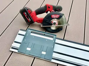 Rail-Adapter for Milwaukee M18 FMCS metal circular saw / Schienen-Adapter für Milwaukee M18 FMCS Metallkreissäge