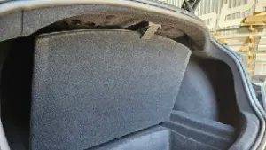 TESLA 3 HIGHLAND trunk storage handle