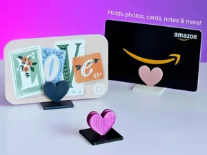 Heart display stand | Holder for photos, cards, notes and more! | Cute love theme accessory