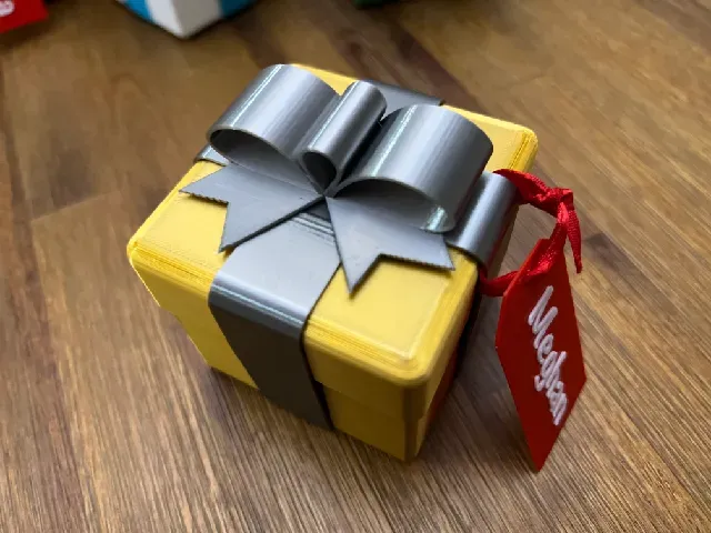 Cute gift-card-sized gift box — Image 3 of 3