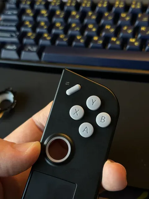 Lenovo Legion Go Pro Buttons — Фото 13 из 15
