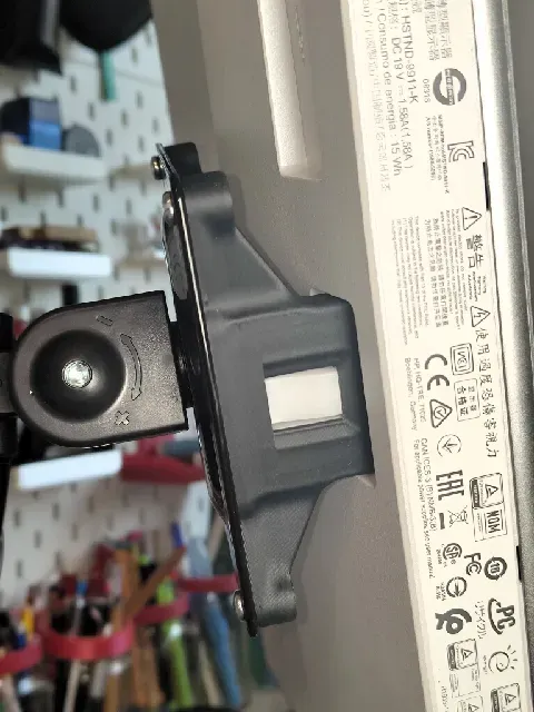 HP 22FW Monitor Vesa 100 Adapter — Image 4 of 5