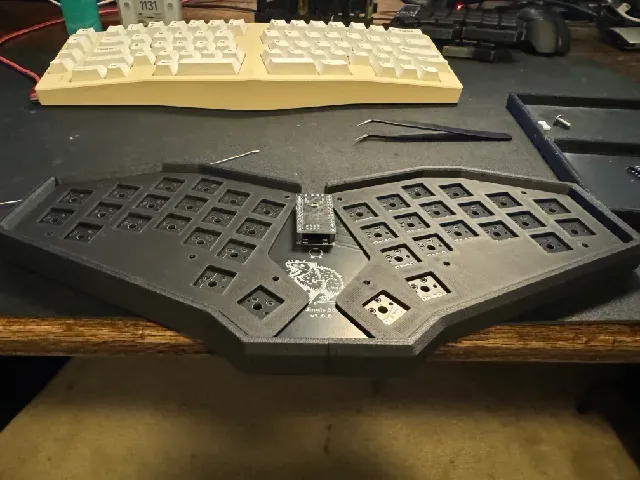 Open-Source Ergonomic Keyboard - Jingis 38 — Фото 7 из 11
