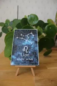 Leo Astrology Card - English and French version