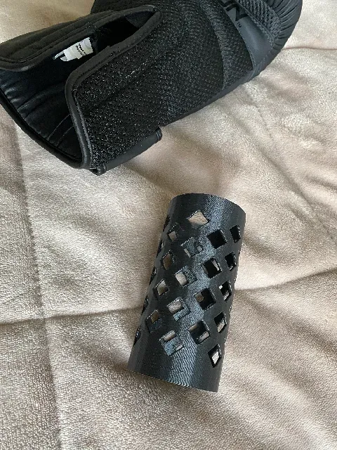 Glove dryer for Muay Thai boxing gloves