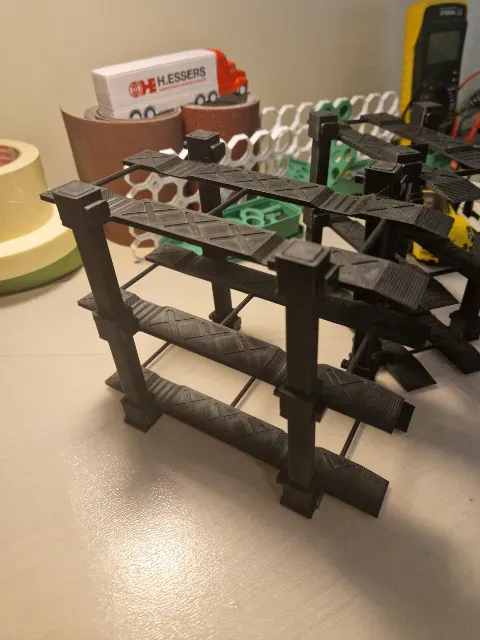 Lego Cars Garage — Image 8 of 11