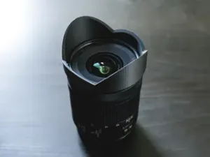 Canon RF 15-30mm F4.5-6.3 IS STM Lens Hood