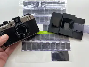 Half-frame 35mm Negative Holder compatible with Pentax 17 and Valoi base