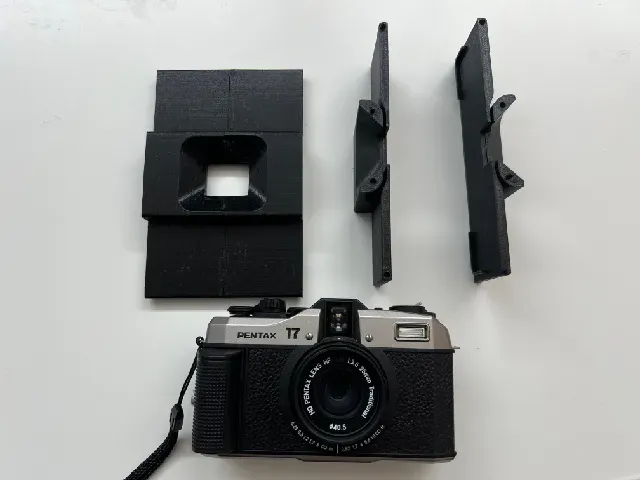 Half-frame 35mm Negative Holder compatible with Pentax 17 and Valoi base — Image 4 of 4