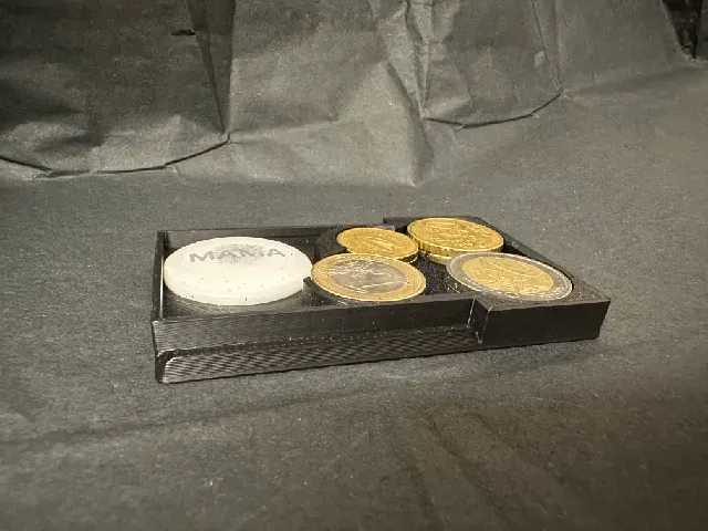 Aviator Wallet AirTag + Euro Coins Insert — Image 5 of 6