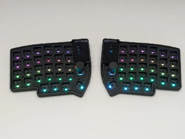 Lily58 MX Case Set – Compatible with PandaKB Lily58 & Lily58 Pro — Фото 3 из 4