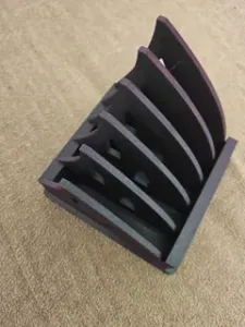 Dragon Wing Palette Rack — eyeshadow palettes on edge, no supports