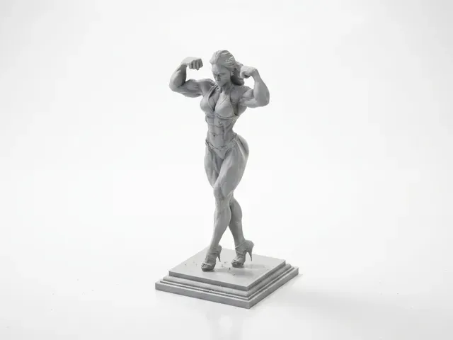 Strong Muscular Woman Figurine Female Figure 3D Printable — Фото 2 из 5
