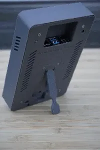 Raspberry Pi 7" Touch Display 2 Frame for RaspberryPi 5 - Vertical by Nerdiy.de