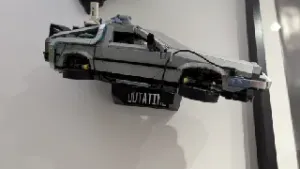 Wall mount for Lego Back To The Future set